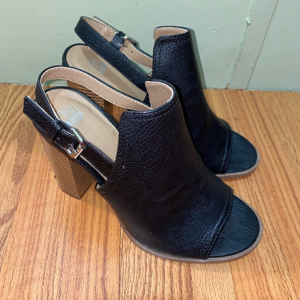 Black boot heels by 66 route